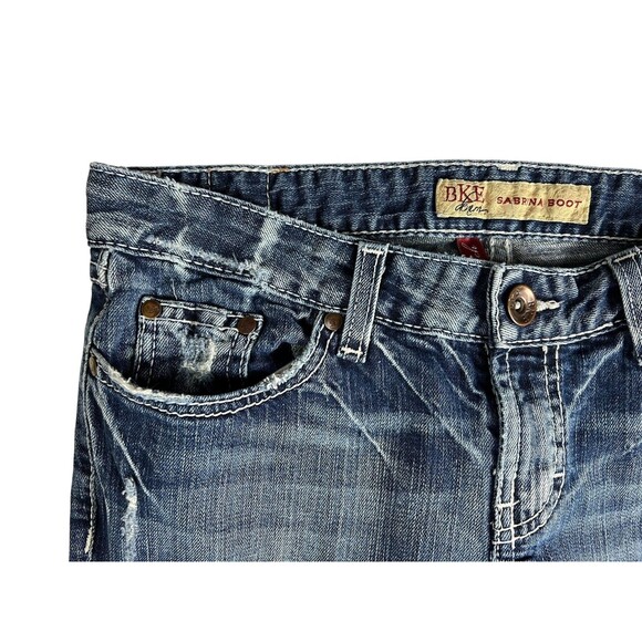 Buckle BKE Sabrina Boot Leg Jeans Size 28 (actual 32 x 29) Lowrise Distressed - Picture 11 of 13